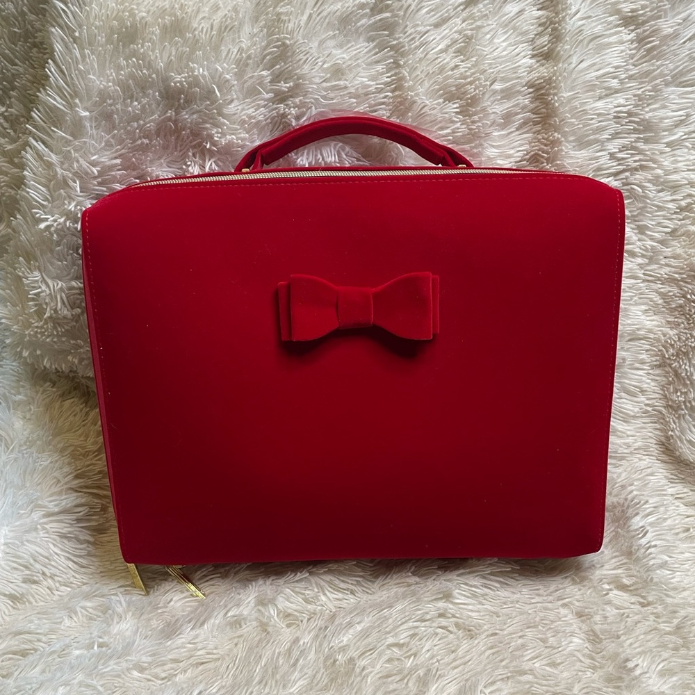 Estée Lauder Cosmetic Case